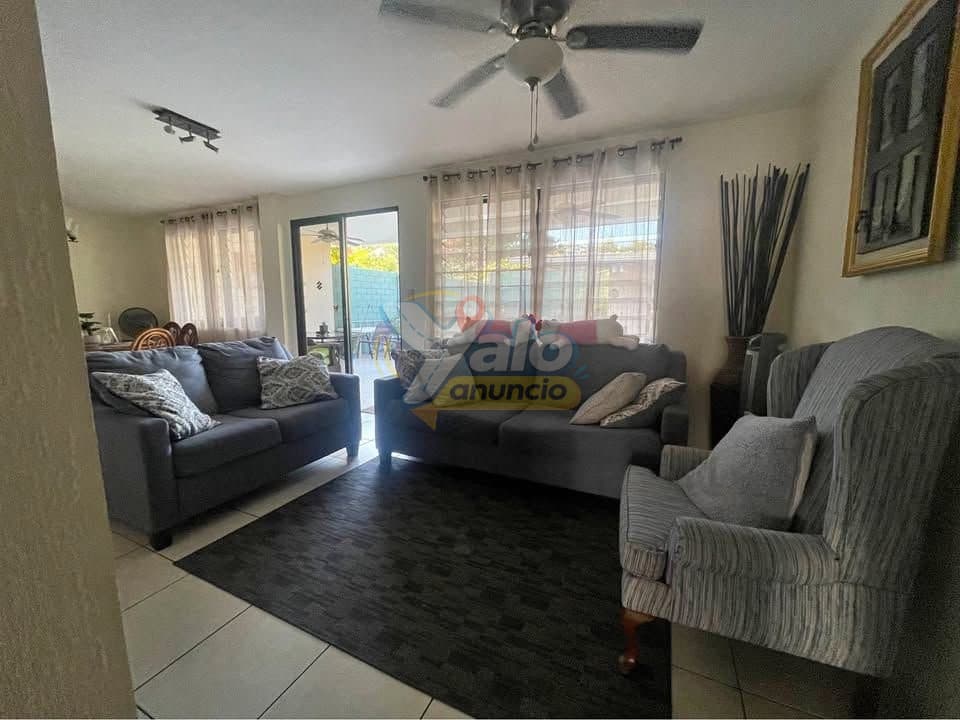 Casa con paneles solares en venta en Condominio Miramar